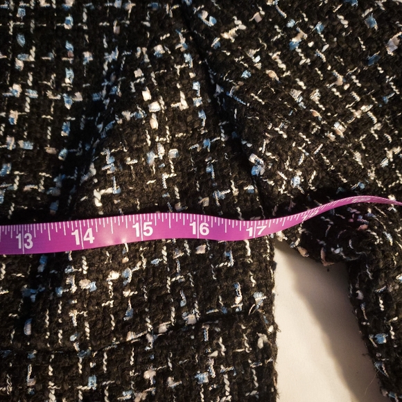 NWOT  Tommy Hilfiger tweed cropped blazer, size 2, navy, white, silver - Picture 8 of 11